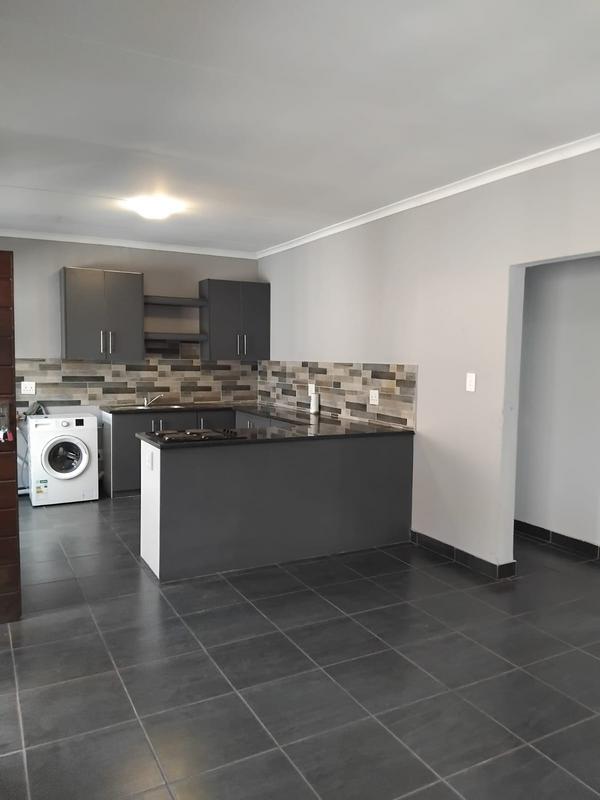 To Let 2 Bedroom Property for Rent in Die Bult North West